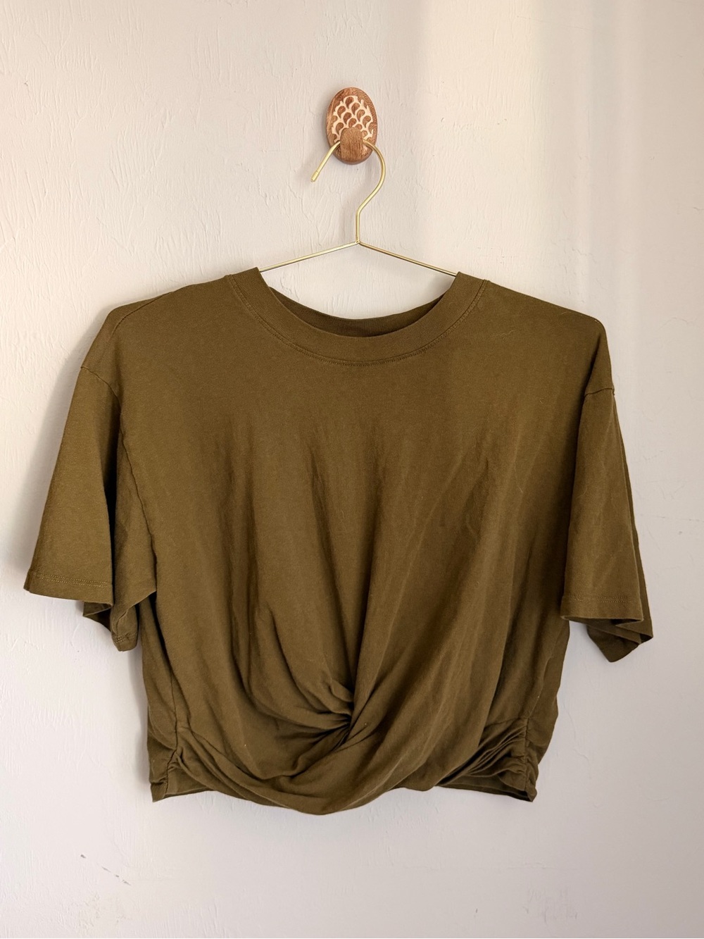 Frame Denim Olive Twist-Front Crop Tee